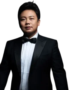 Official portrait of Chuan Wang, tenor, managed by Trucco Management