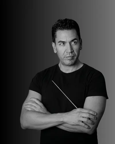 Black and white portrait of Conductor Rafael Sánchez-Araña, opera singer managed by Trucco Management