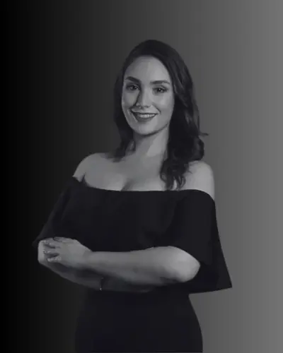 Black and white portrait of Soprano Aida Pascu, opera singer managed by Trucco Management